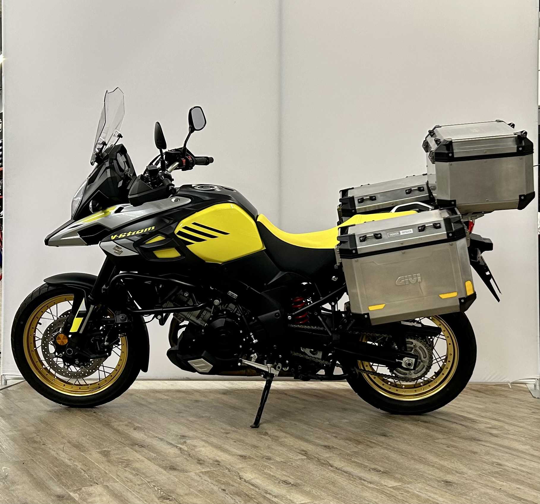 Suzuki DL 1000 V-Strom XT 2018 HD vue gauche