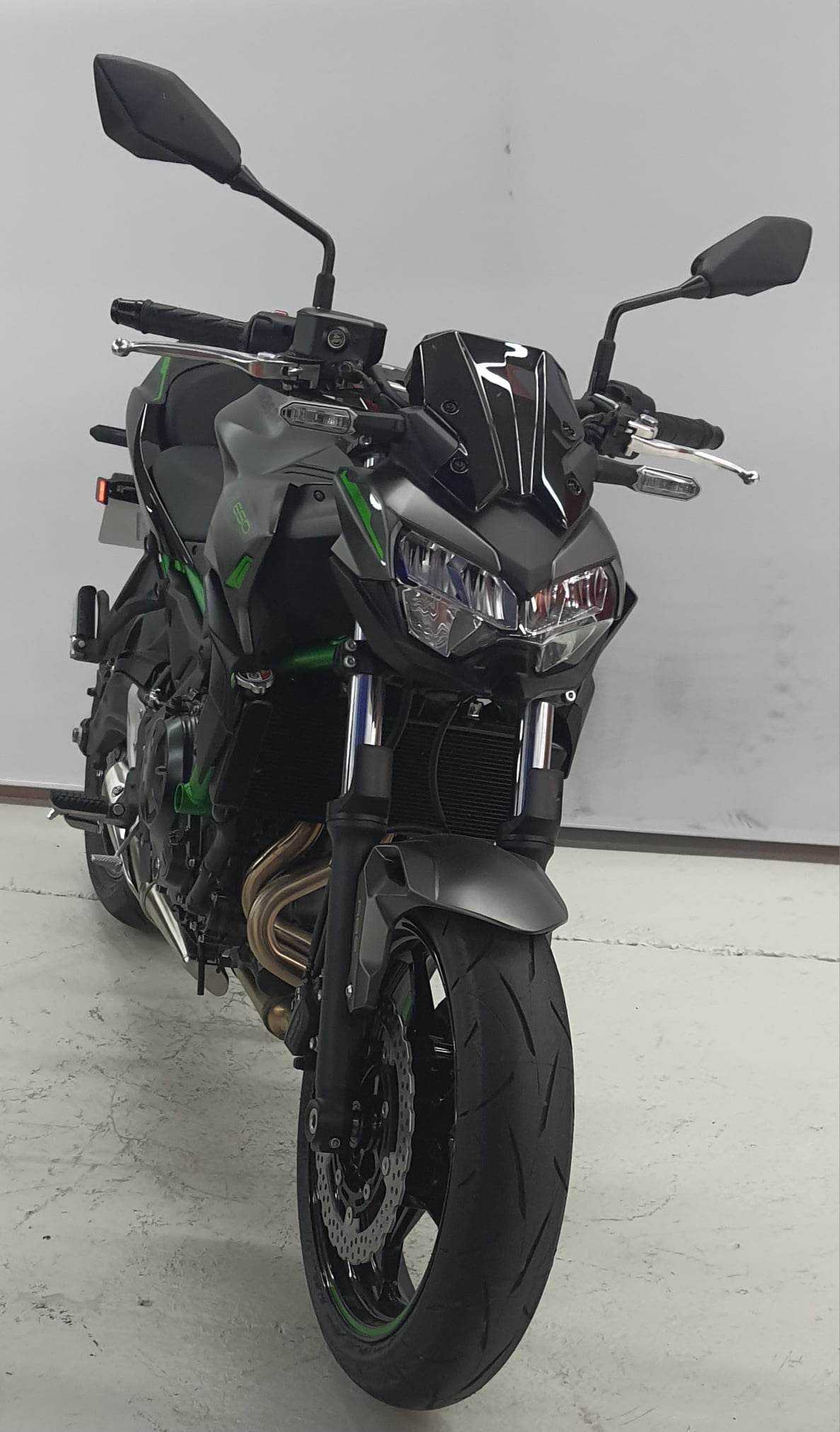 Kawasaki Z 650 2022 HD vue 3/4 droite