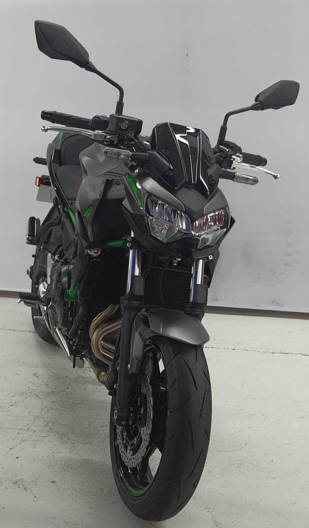 Kawasaki Z 650 2022 vue 3/4 droite