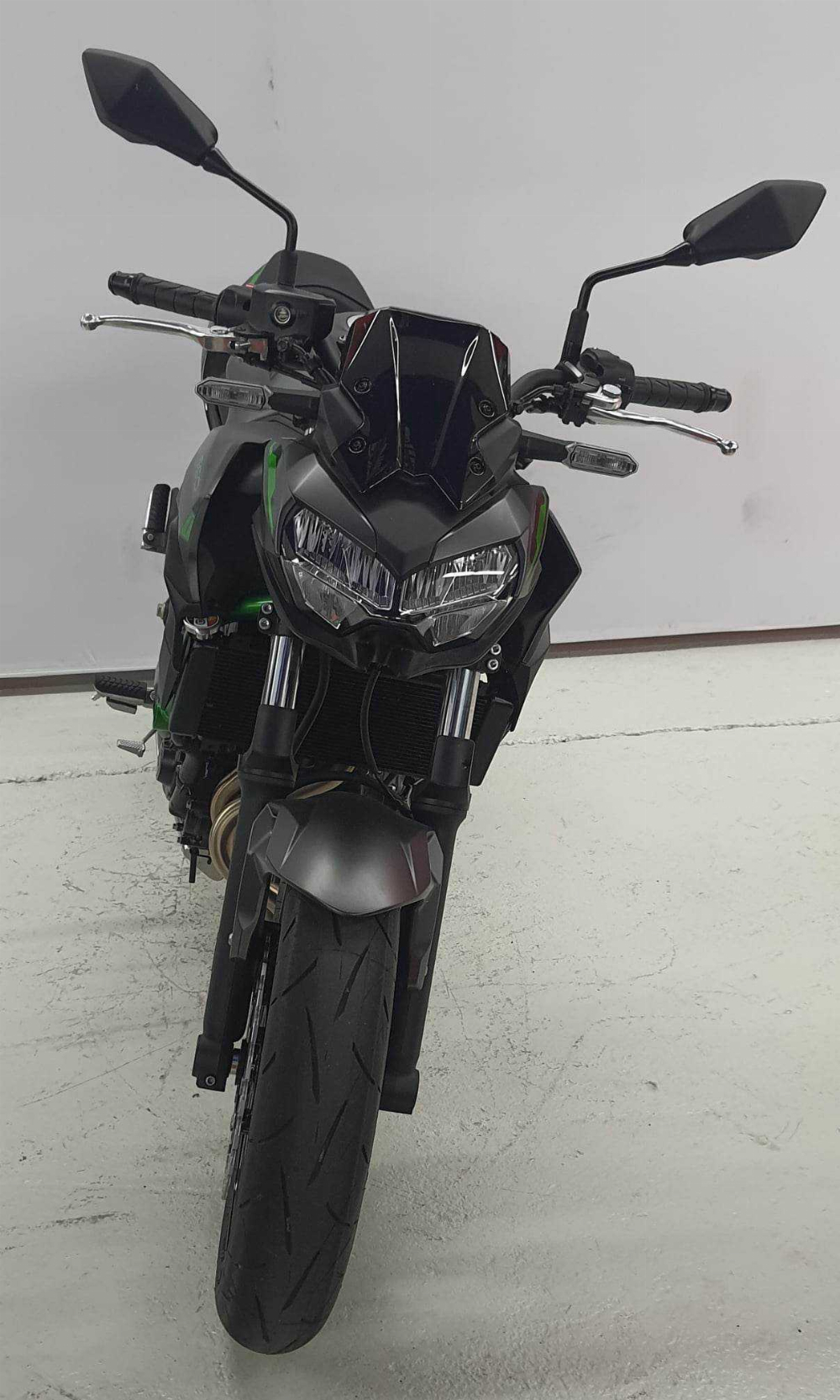 Kawasaki Z 650 2022 vue avant