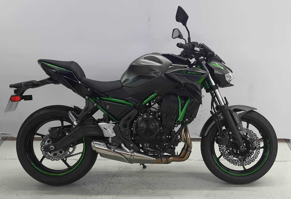 Kawasaki Z 650 2022 vue gauche