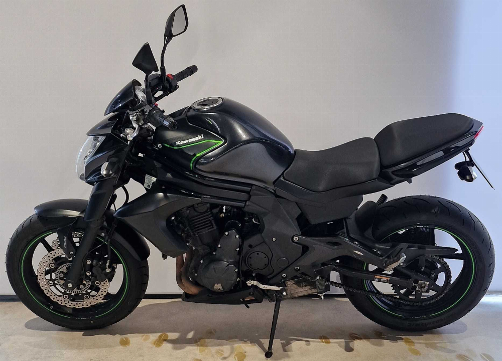 Kawasaki ER-6 N ABS 2015 vue gauche