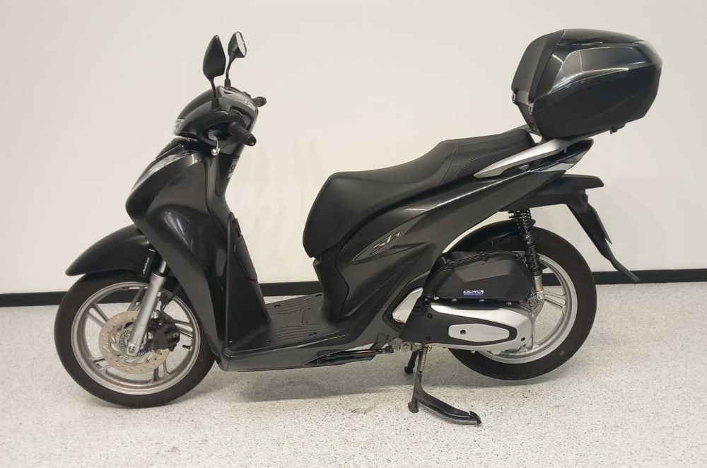 Honda SH 125 i 2021 vue gauche