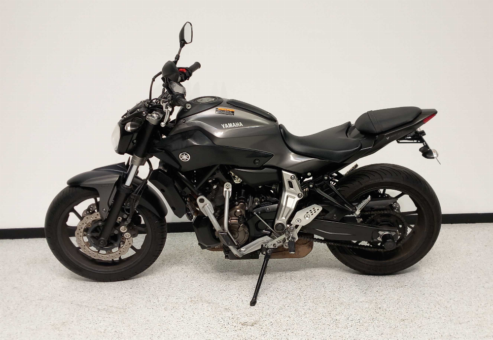 Yamaha MT-07 ABS 2016 vue gauche