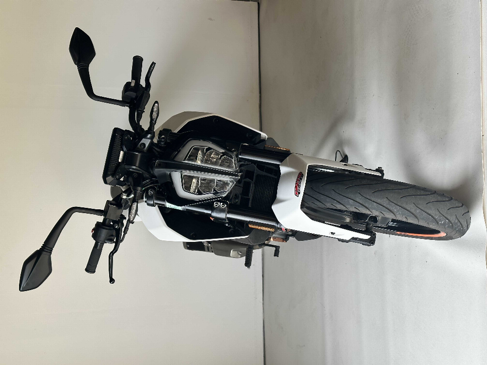 KTM 125 Duke 2017 vue avant