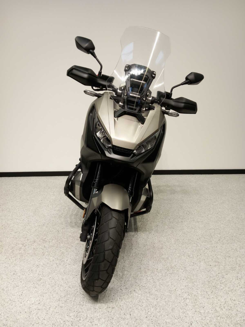 Honda X-ADV 750 2020 vue avant