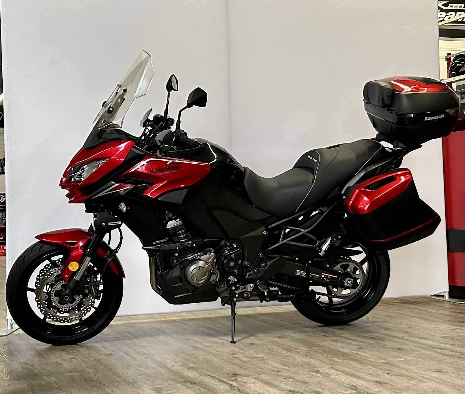 Kawasaki KLZ 1000 Versys Grand Tourer 2018 HD vue gauche