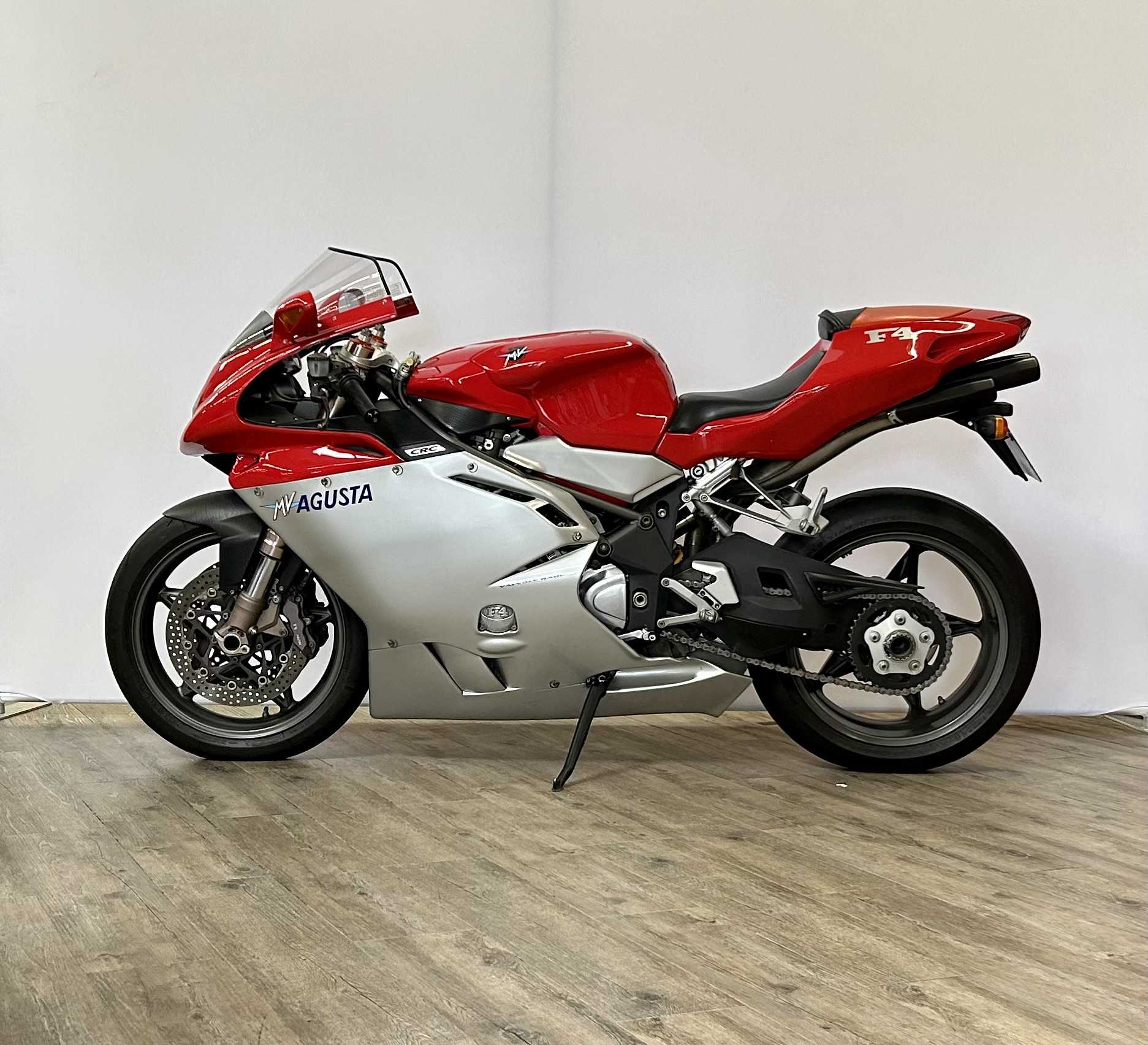 MV Agusta F401AB F4 2001 HD vue gauche