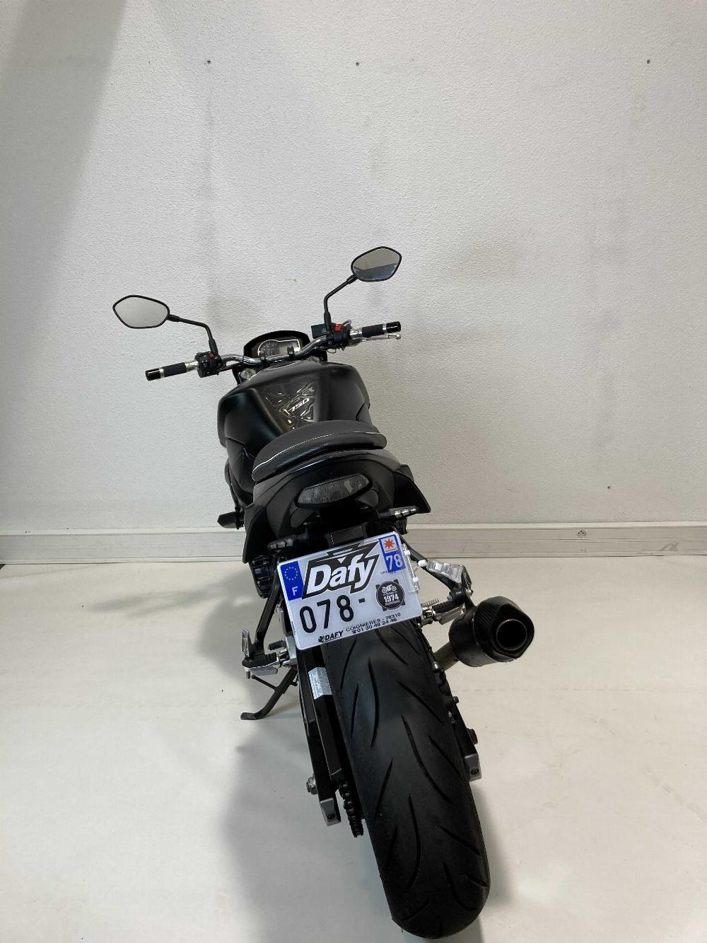 Suzuki GSR 750  ABS 2014 vue arrière