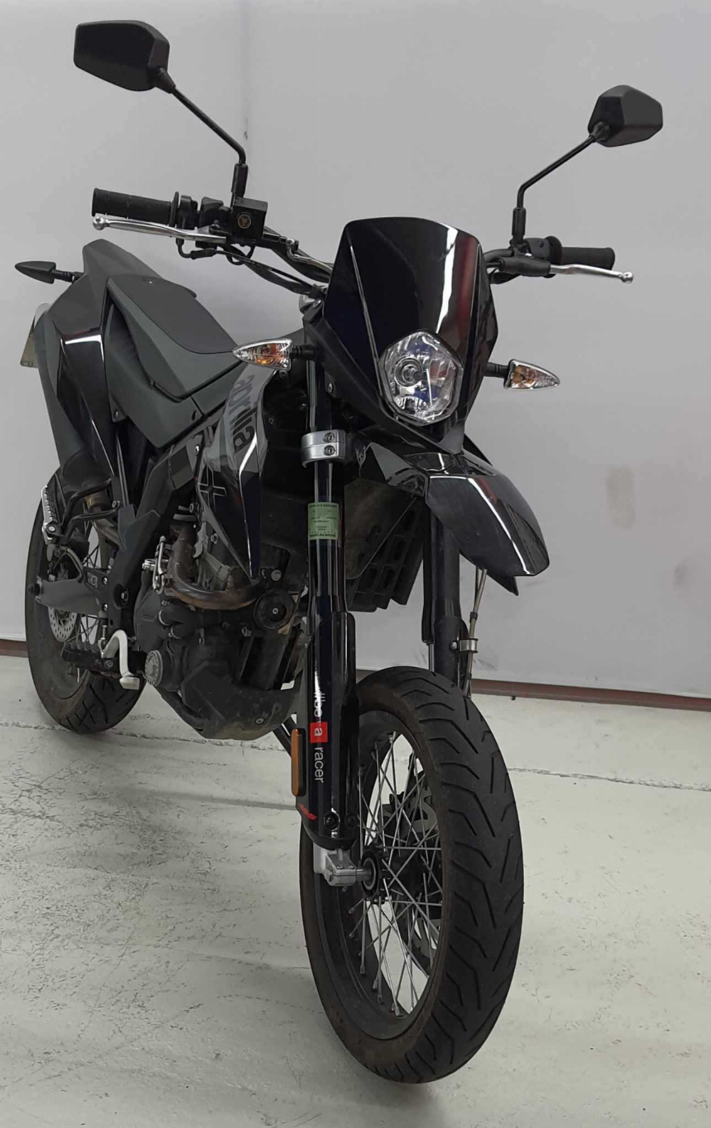 Aprilia SX 125 2020 vue 3/4 droite