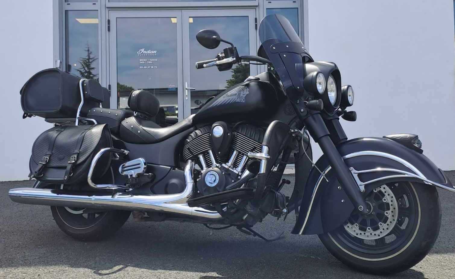 Indian CHIEF 1811 1811 CHIEF DARK HORSE 2016 HD vue gauche