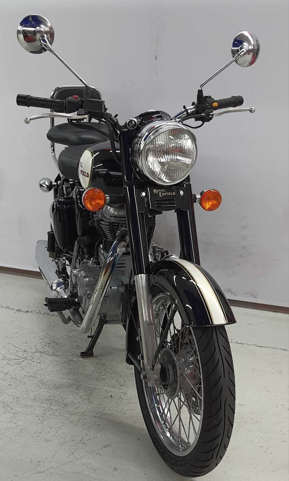 Royal Enfield 500 BULLET CLASSIC CHROME 2014 HD vue 3/4 droite