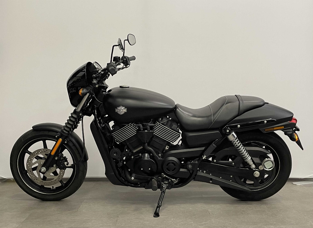 Harley-Davidson STREET 750 2015 vue gauche