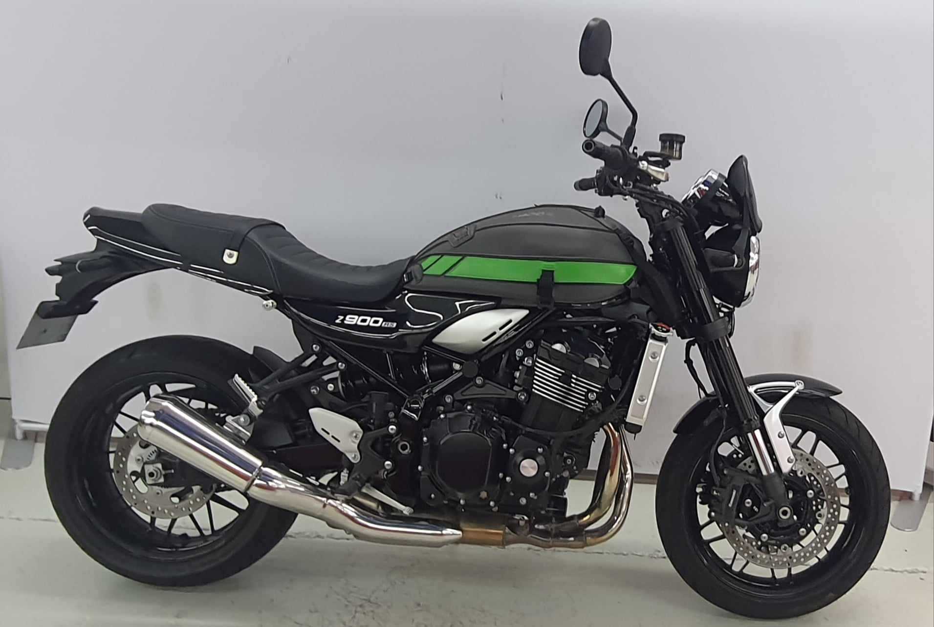 Kawasaki Z 900 RS 2021 HD vue gauche