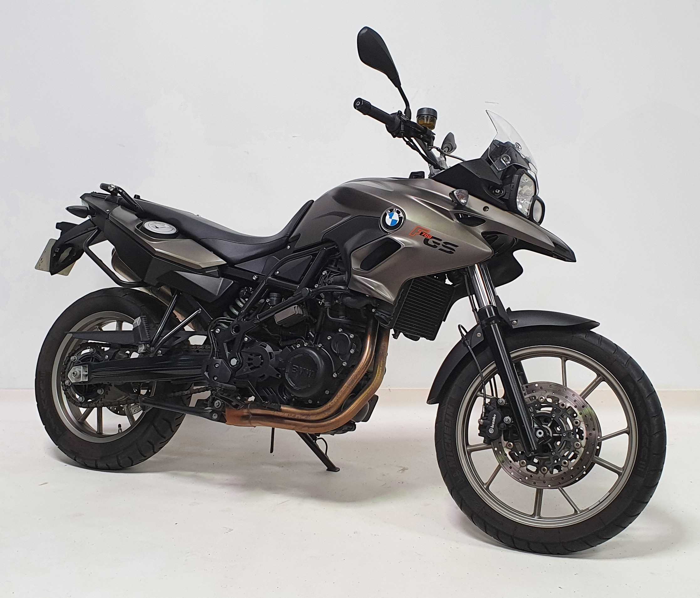 BMW F 700 GS 2014 HD vue 3/4 droite