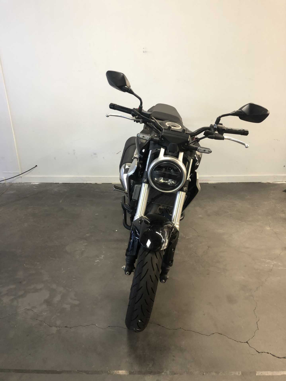 Honda CB 300 R 2020 vue avant