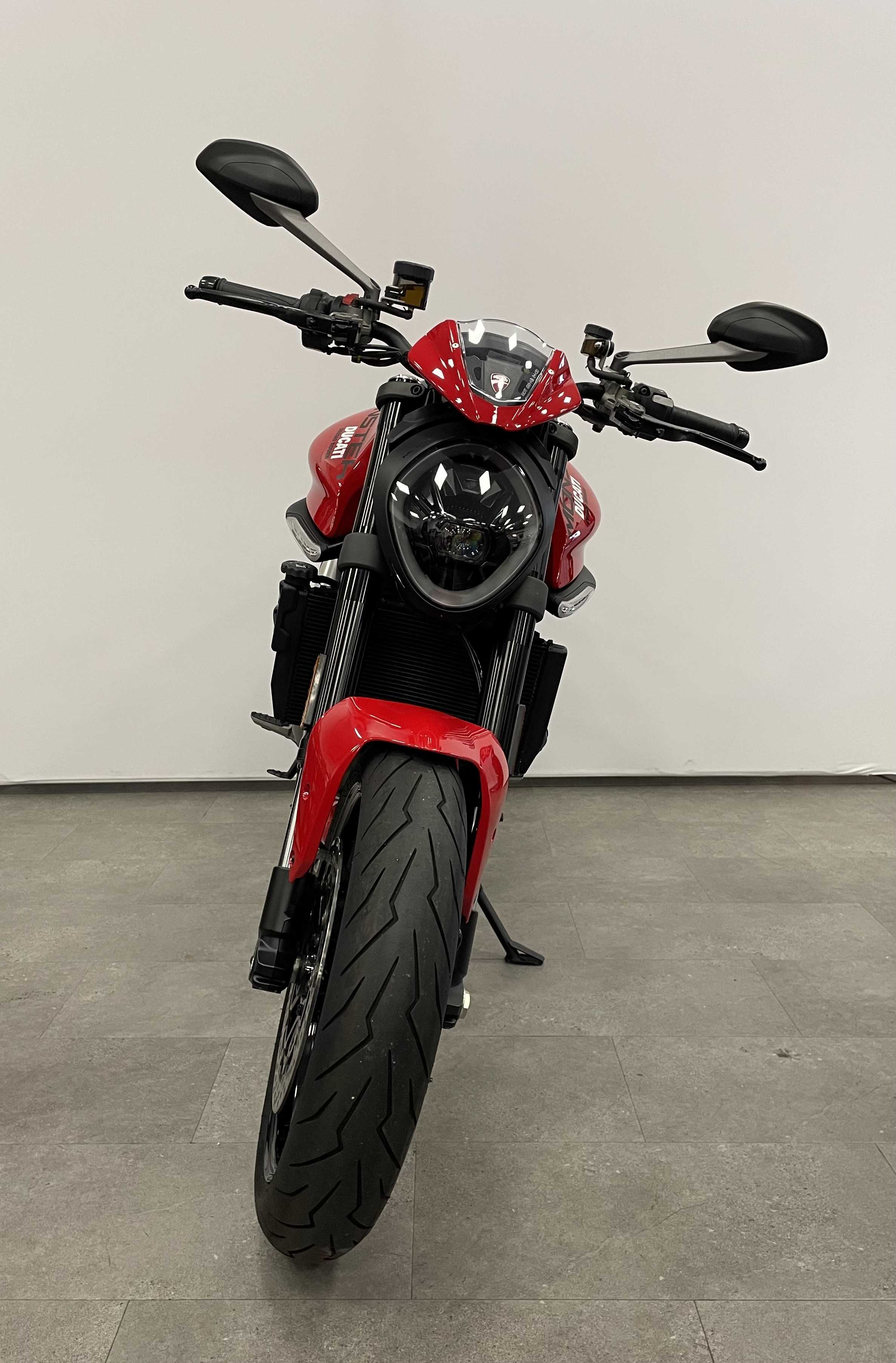Ducati Monster + 2021 HD vue avant