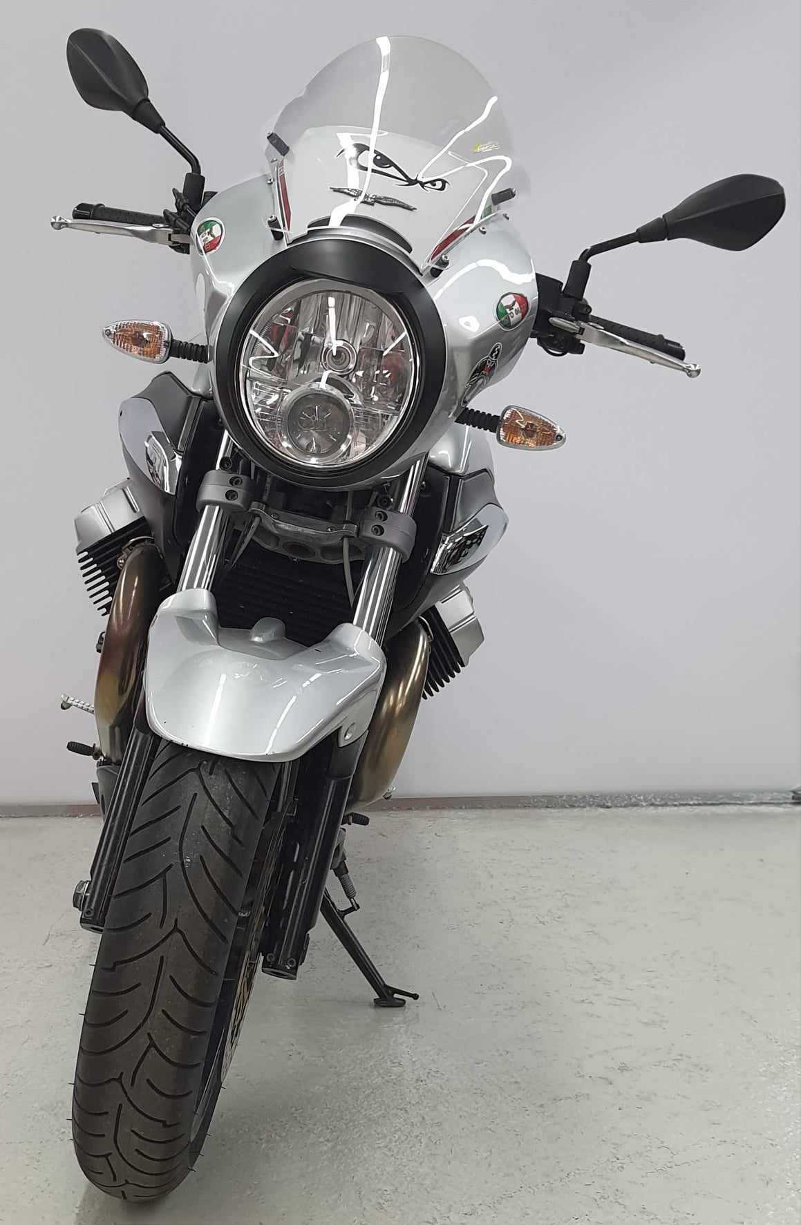 Moto Guzzi 1200 SPORT 8V E3 2009 HD vue avant