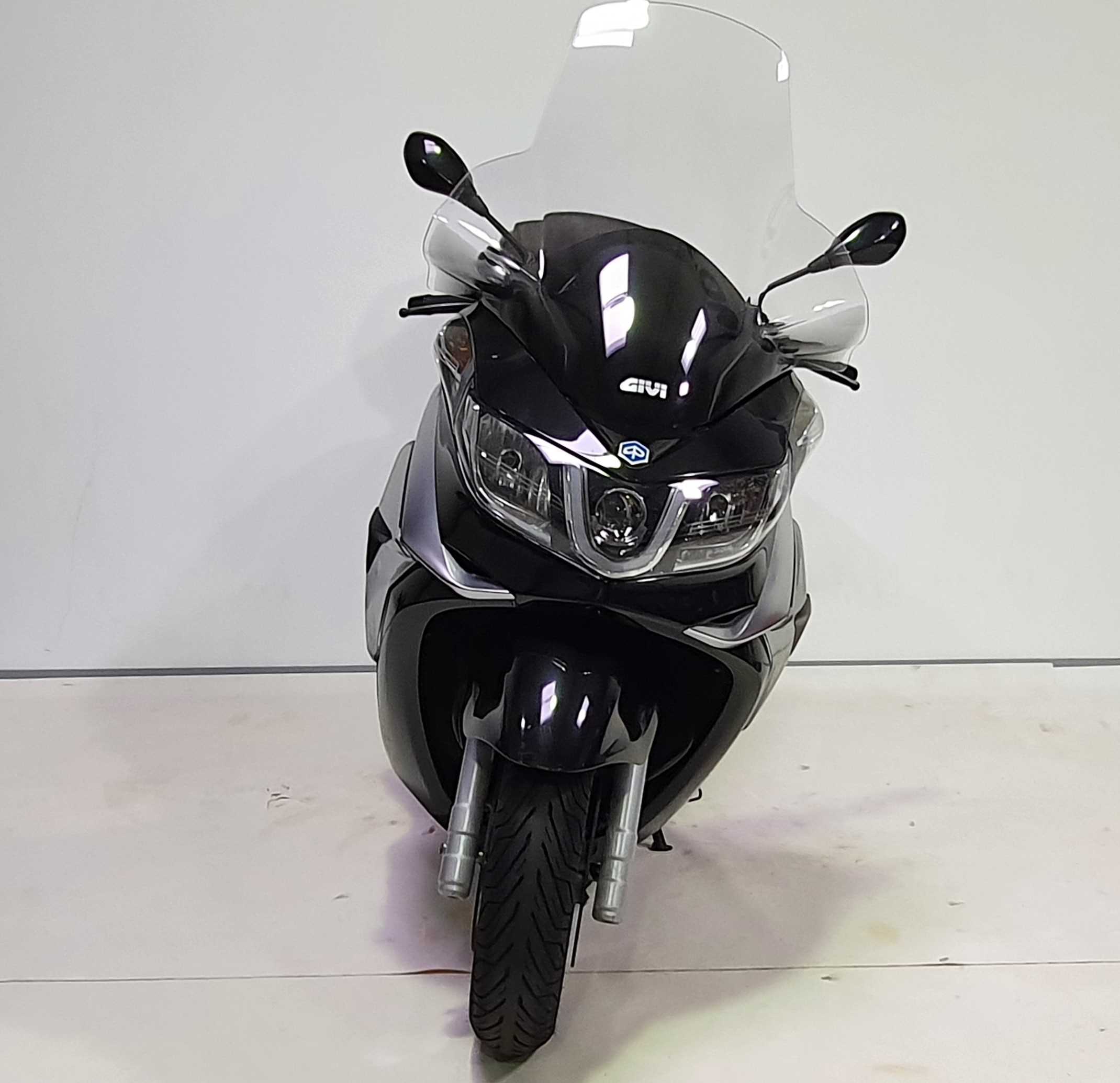 Piaggio X10 2014 HD vue avant