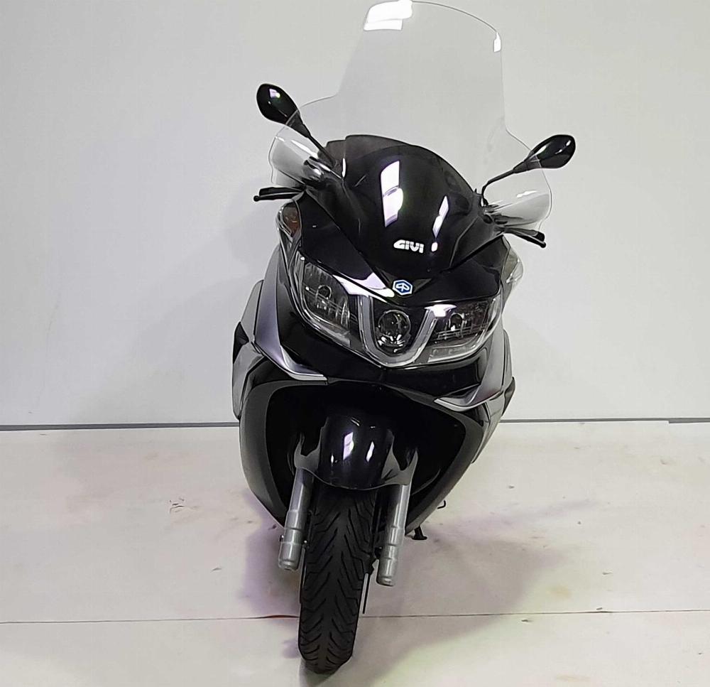 Piaggio X10 2014 vue avant