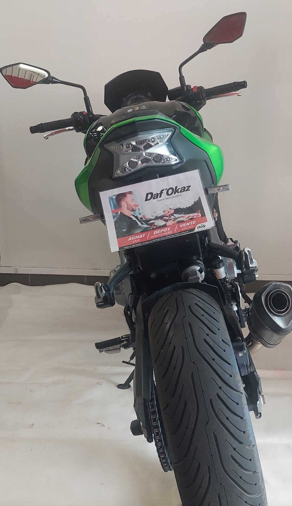 Kawasaki Z 900 2017 vue arrière