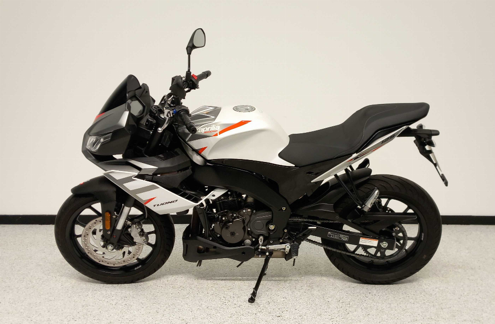 Aprilia Tuono 125 2020 vue gauche