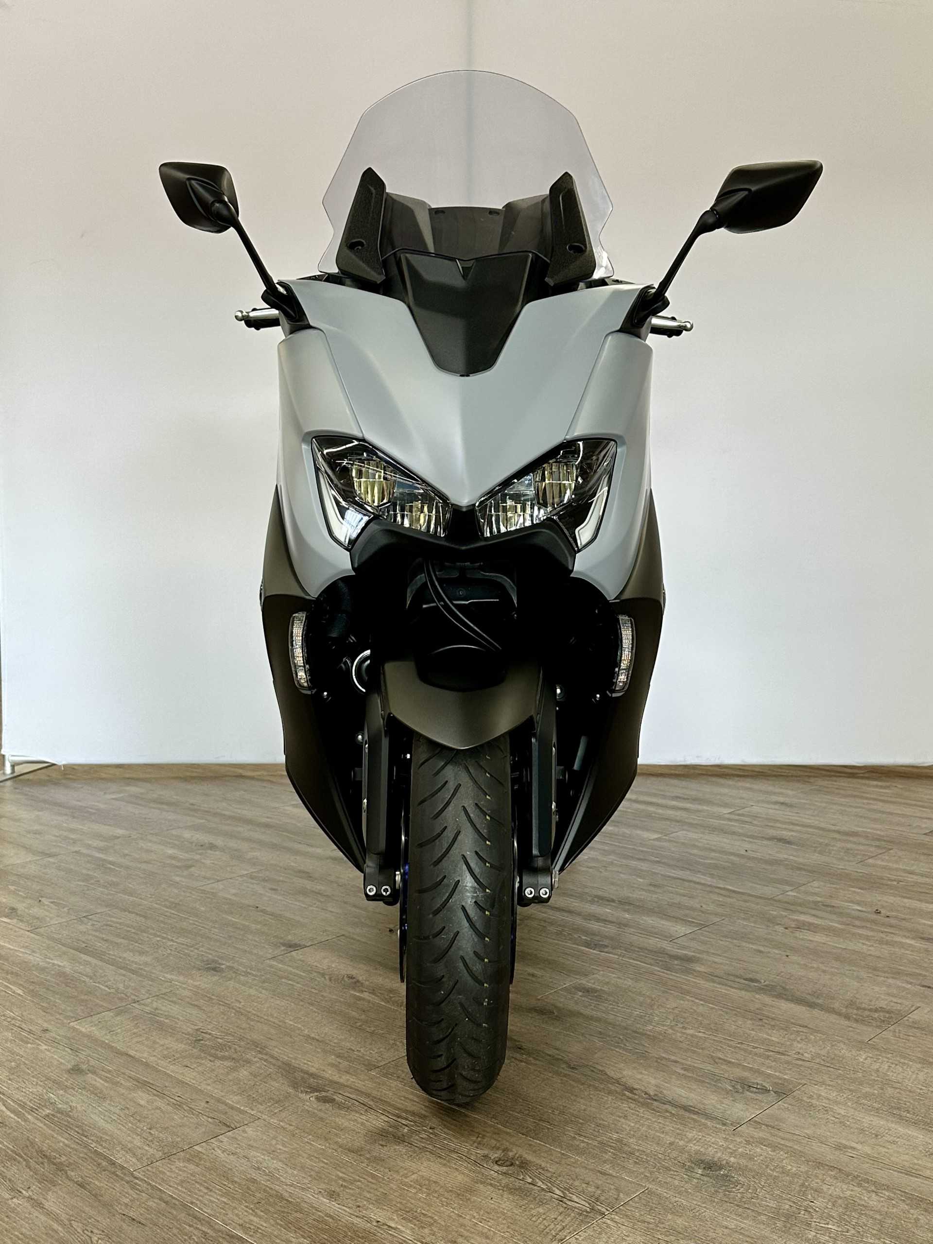 Yamaha XP 560 T-Max 2020 HD vue avant