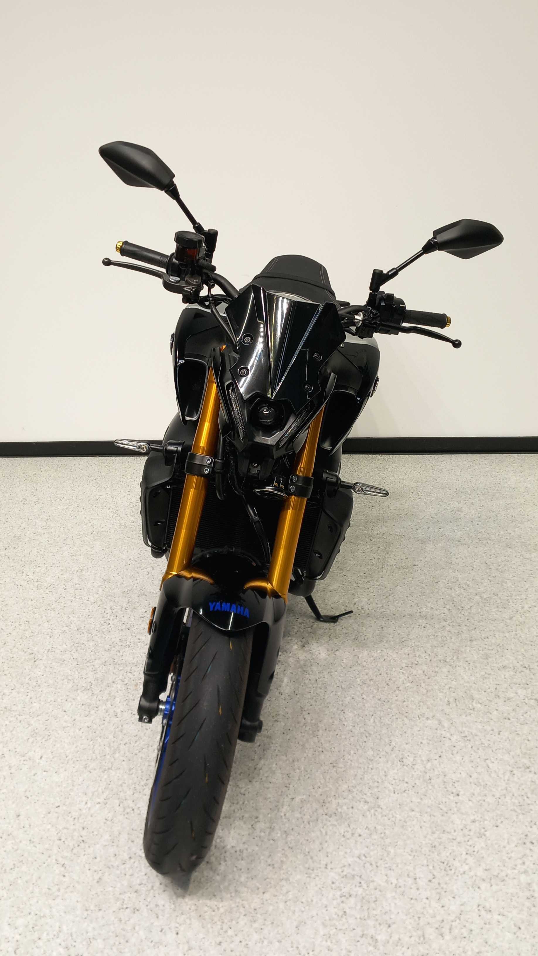 Yamaha MT-09 900 SP 2022 HD vue avant