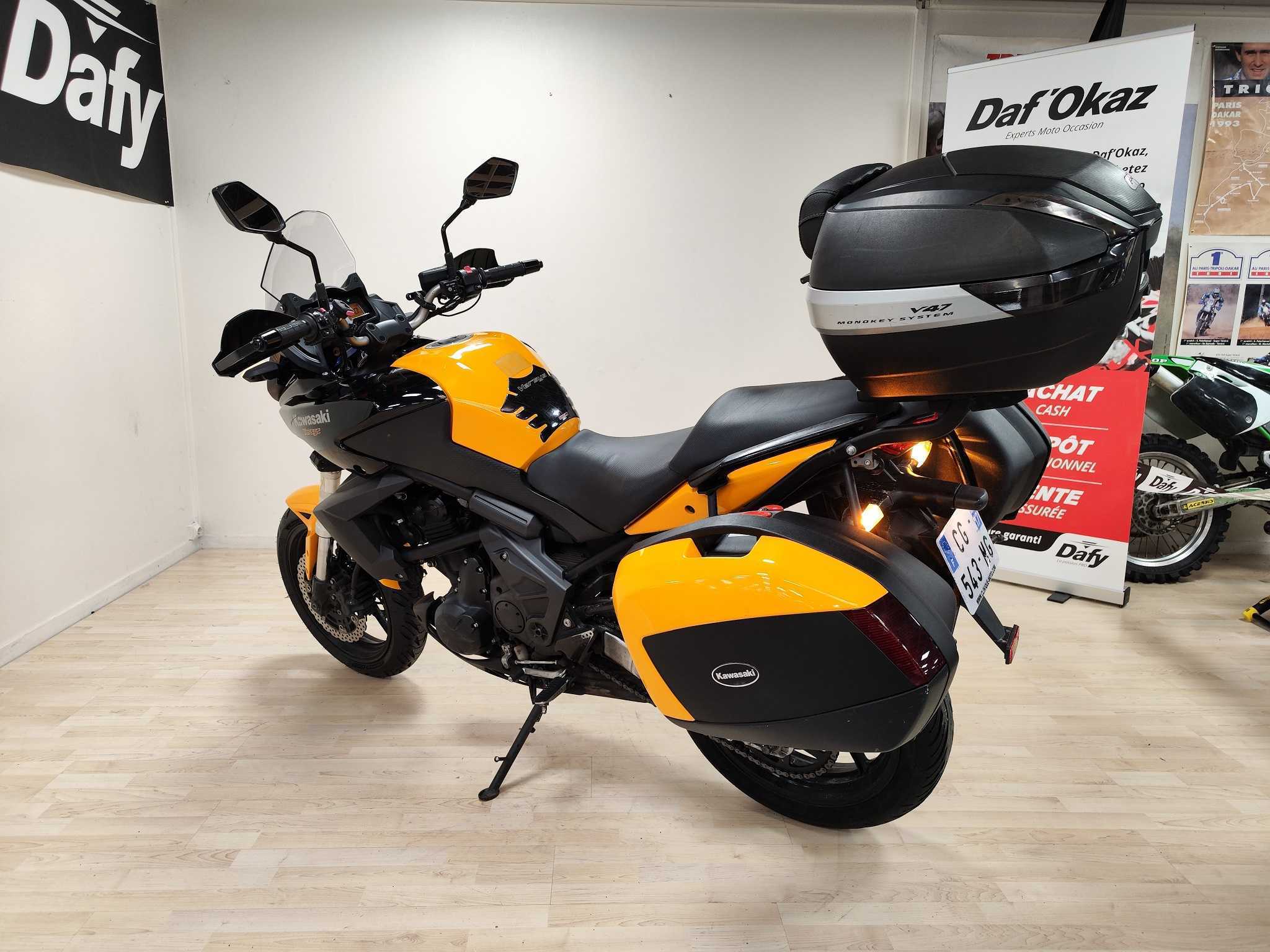 Kawasaki KLE 650 Versys 2012 HD vue arrière