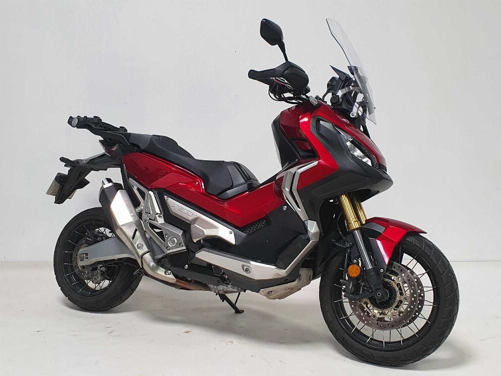 Honda X-ADV 750 2020 vue 3/4 droite