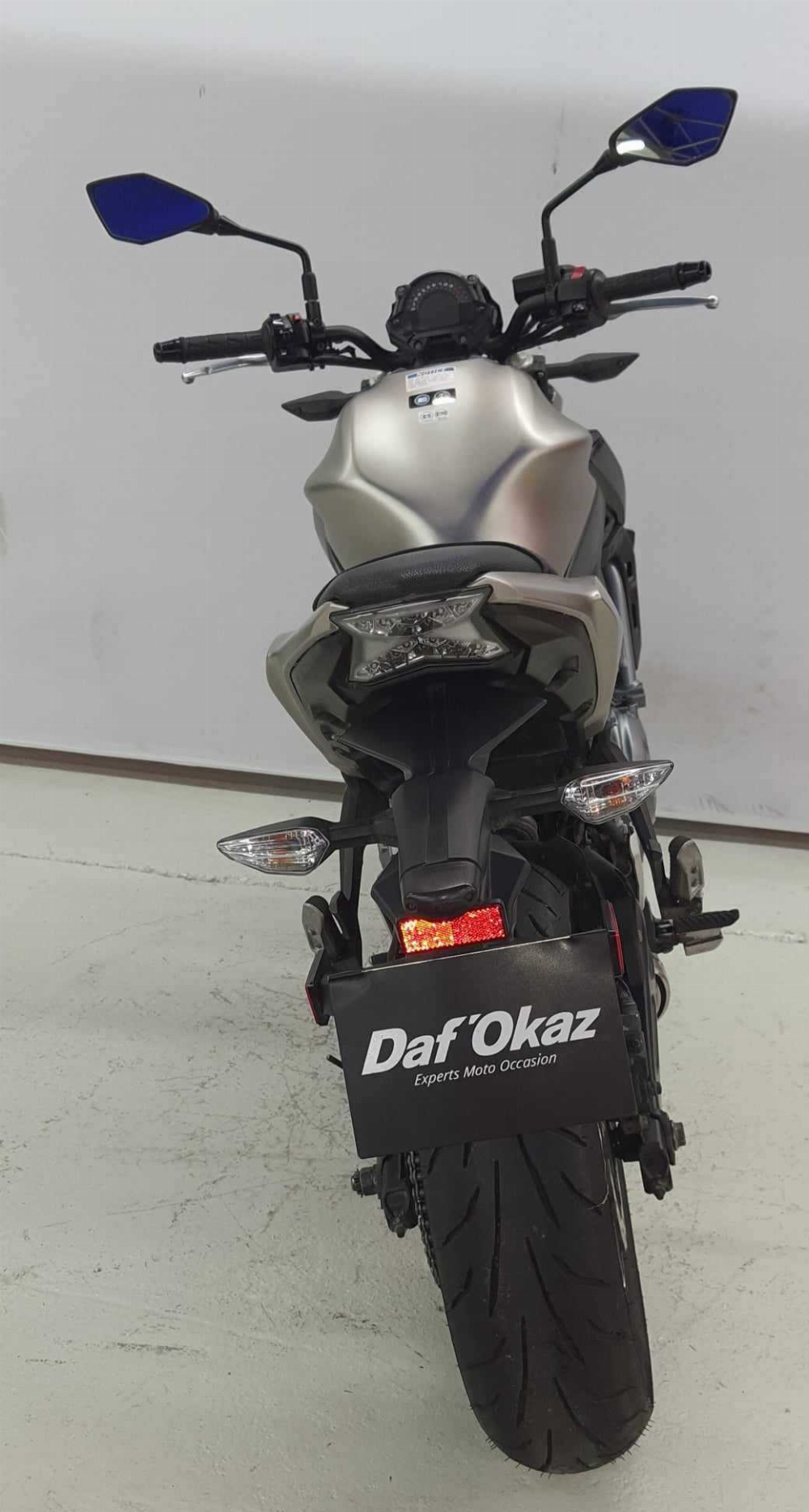 Kawasaki Z 650 2017 vue arrière