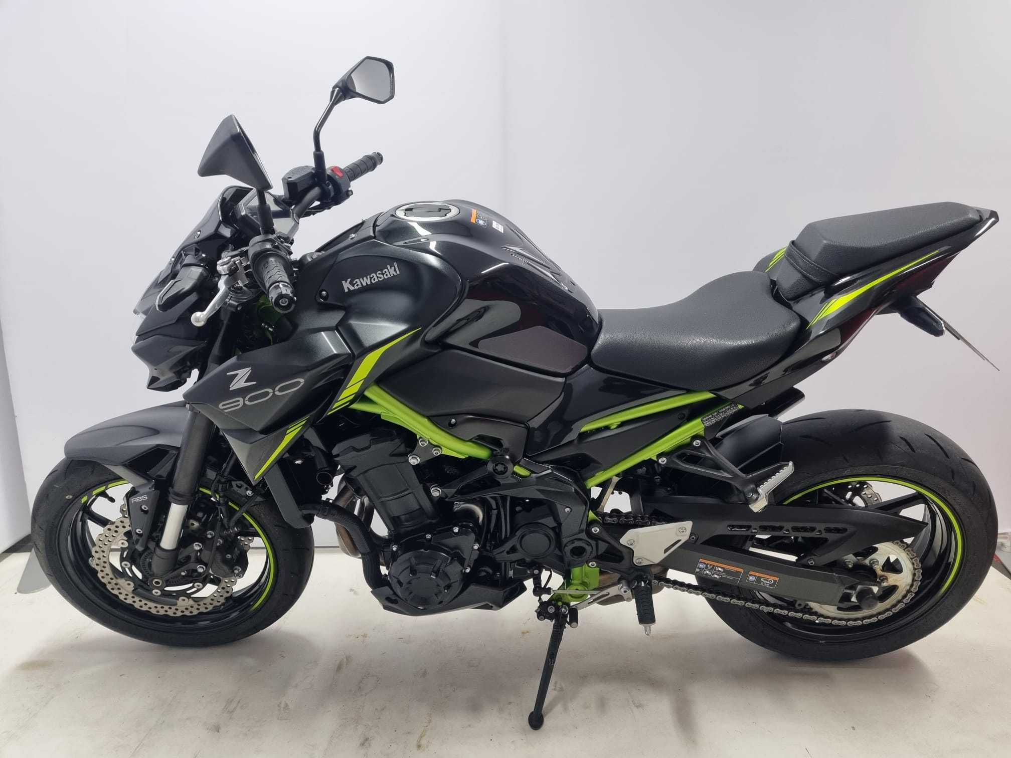 Kawasaki Z 900 2022 HD vue gauche