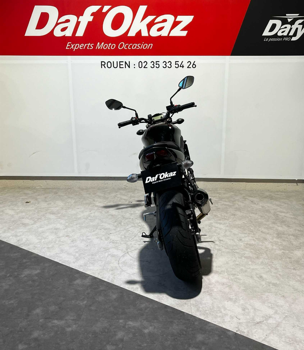 Suzuki SV 650 2022 vue arrière
