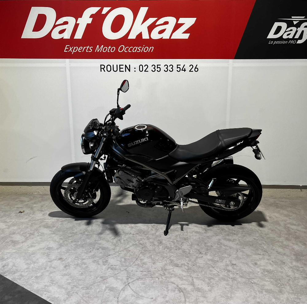 Suzuki SV 650 2022 vue gauche