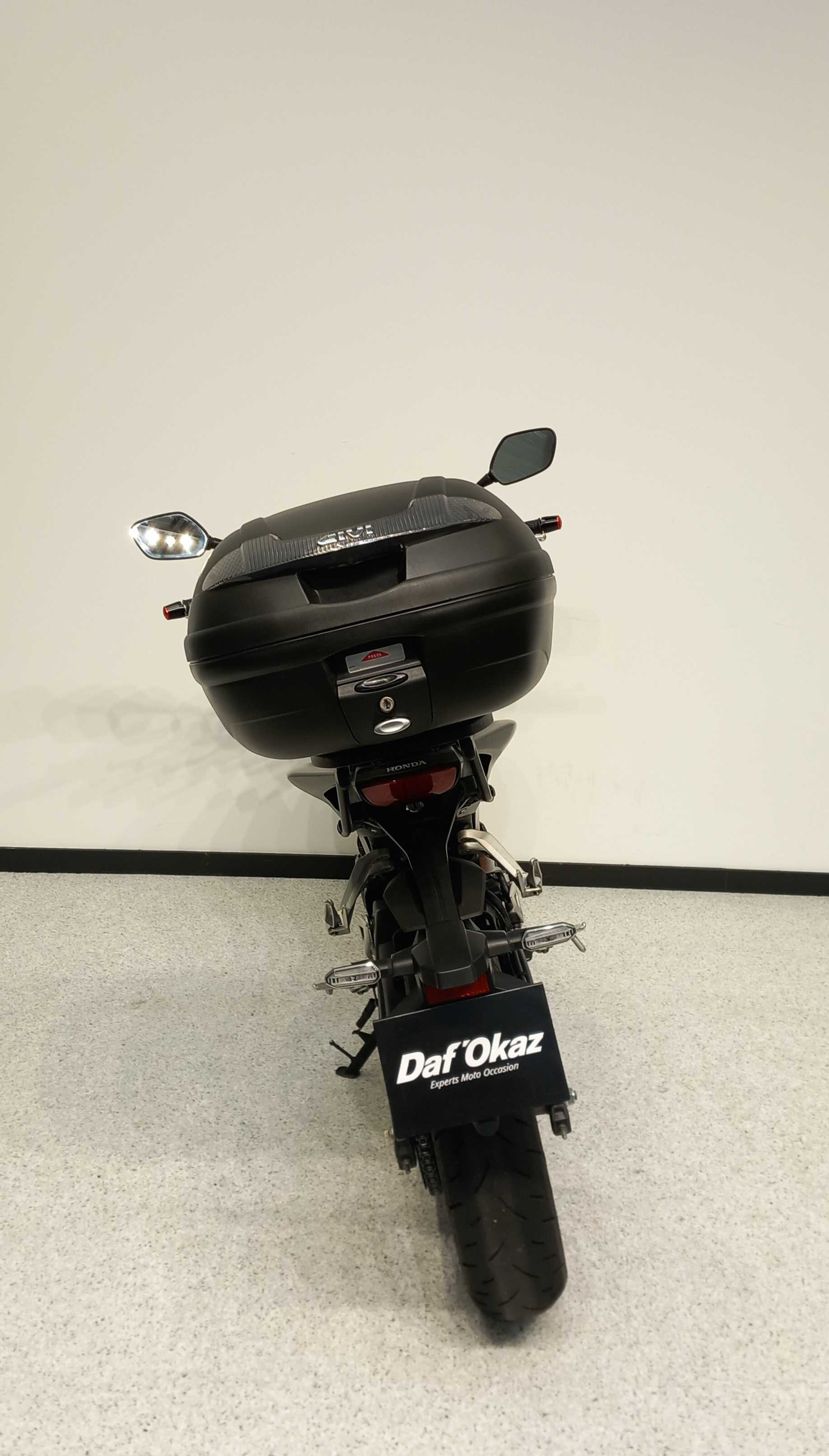 Honda CB 125 R 2021 HD vue arrière