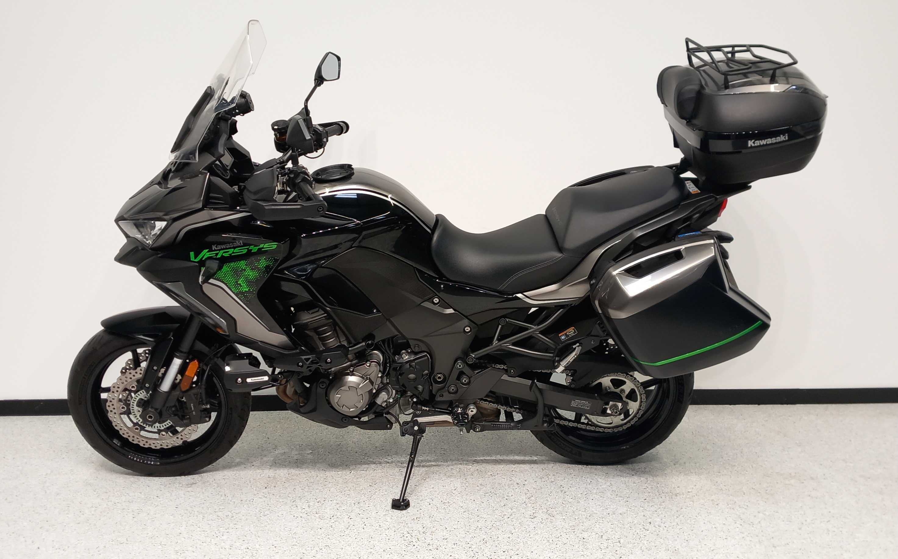 Kawasaki KLZ 1000 Versys S 2022 HD vue gauche