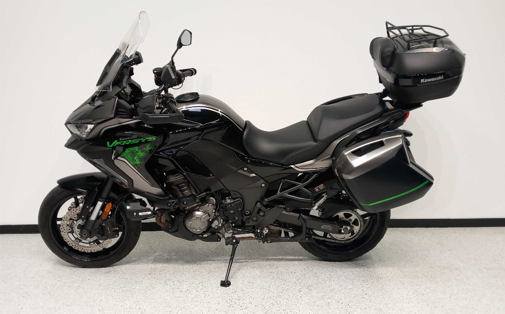 Kawasaki KLZ 1000 Versys S 2022 vue gauche