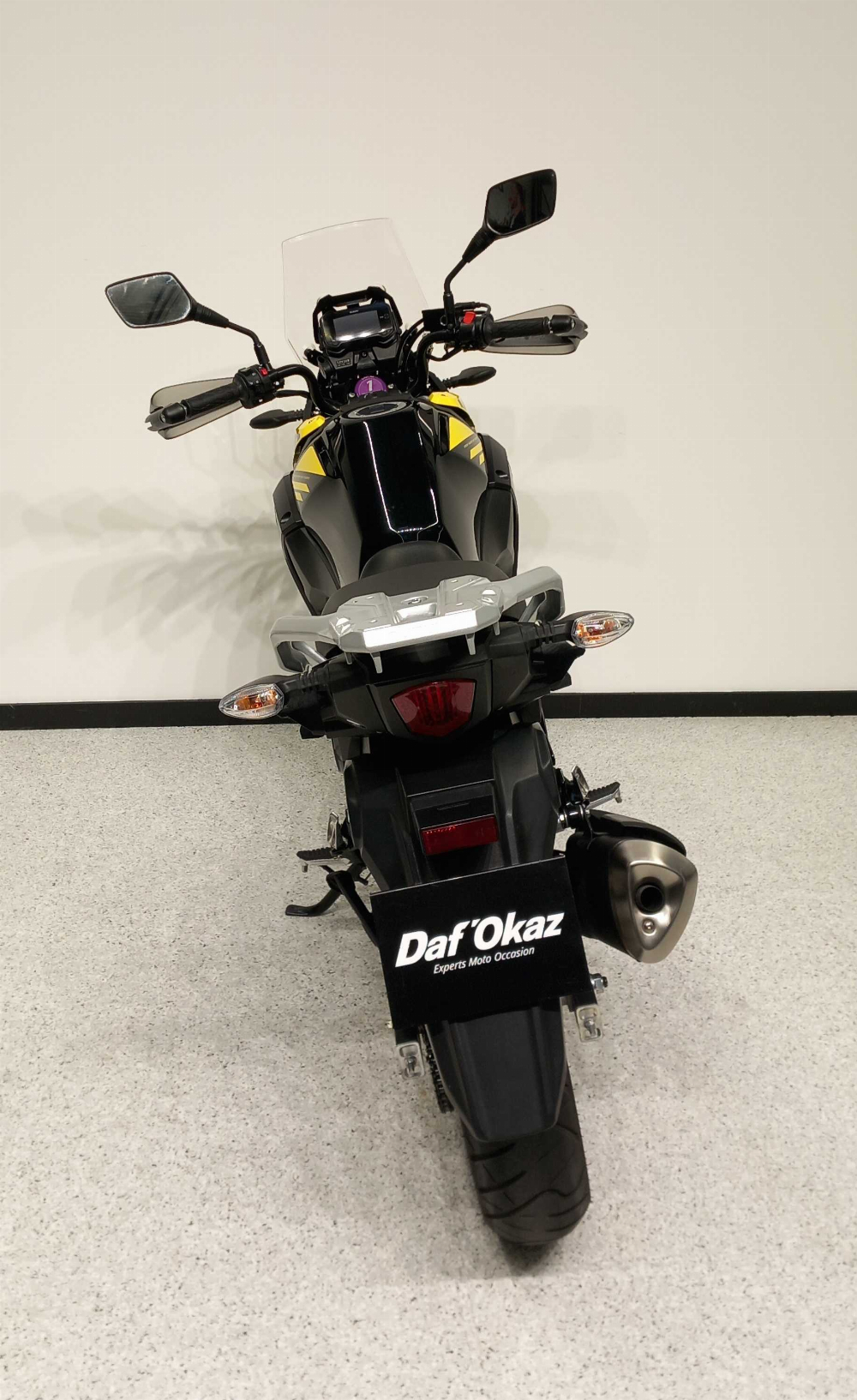 Suzuki DL 250 V-Strom 2018 vue arrière