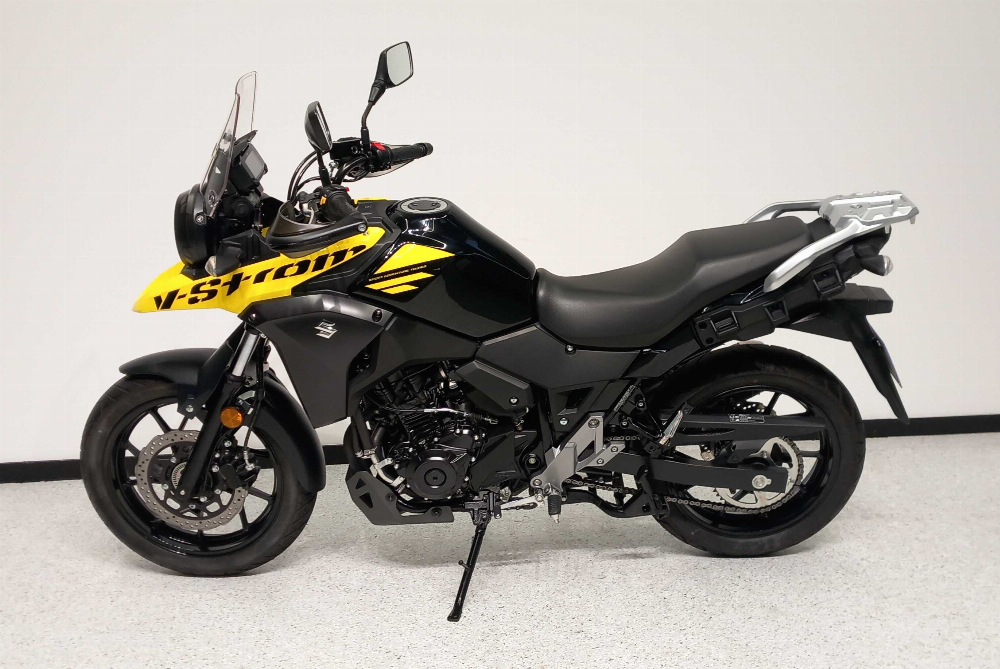 Suzuki DL 250 V-Strom 2018 vue gauche