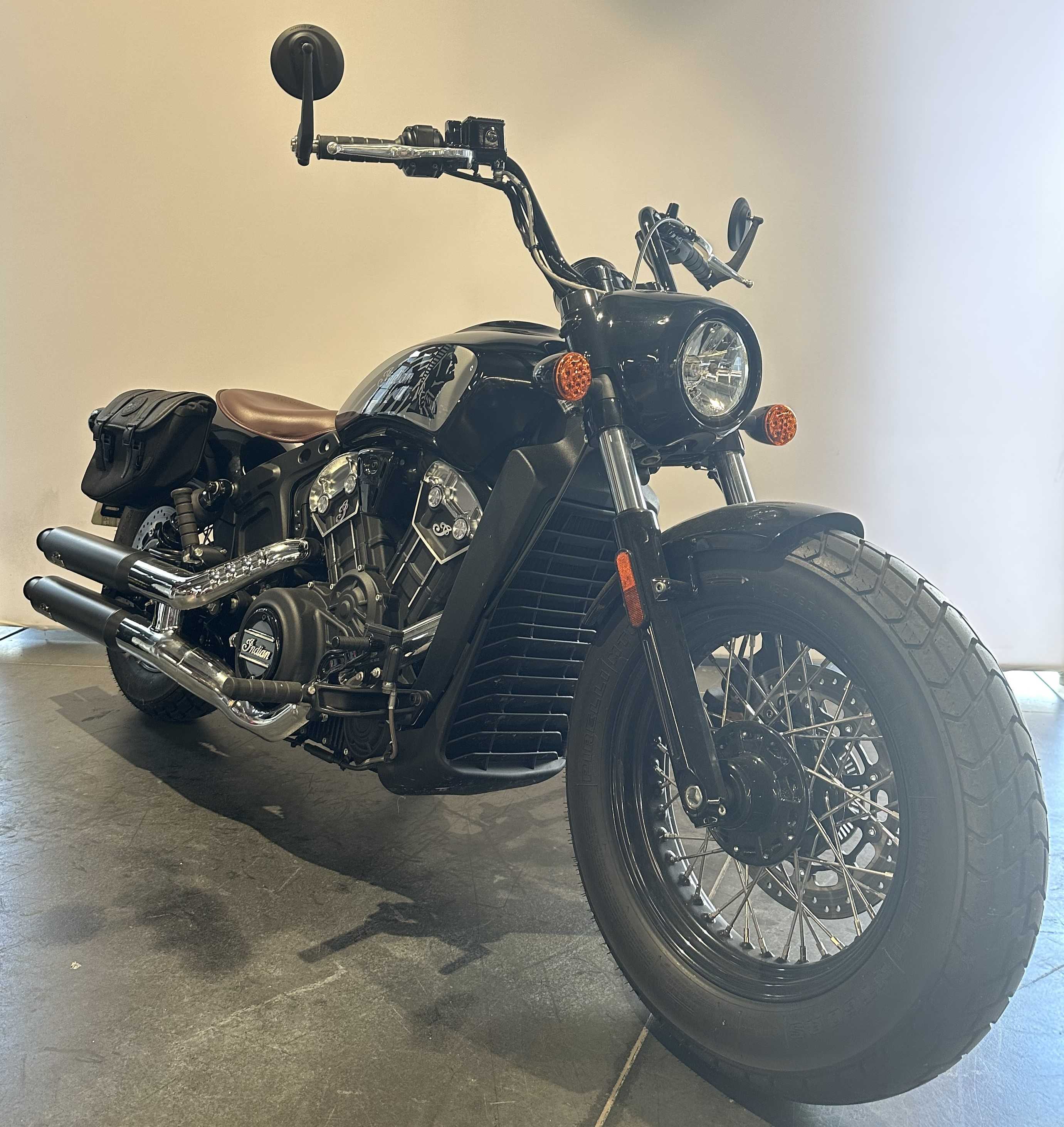 Indian SCOUT BOBBER TWENTY 2021 HD vue 3/4 droite