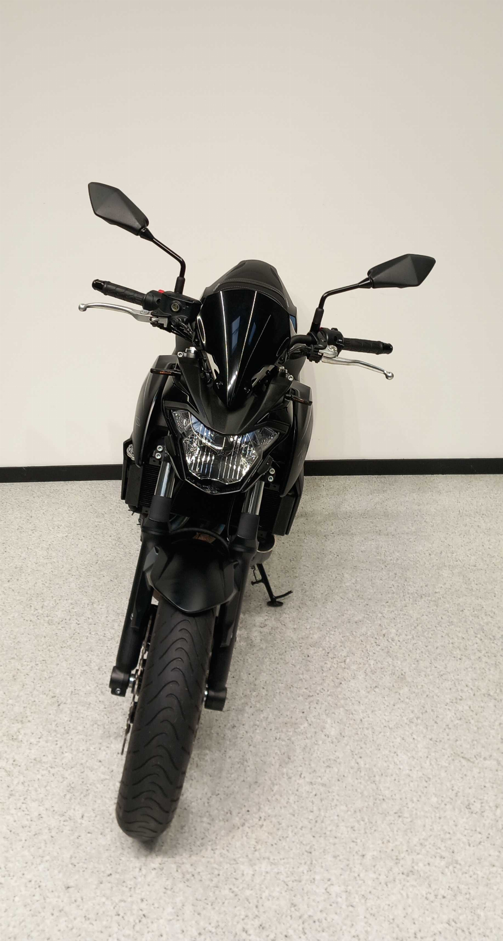 Kawasaki Z 650 2017 vue avant
