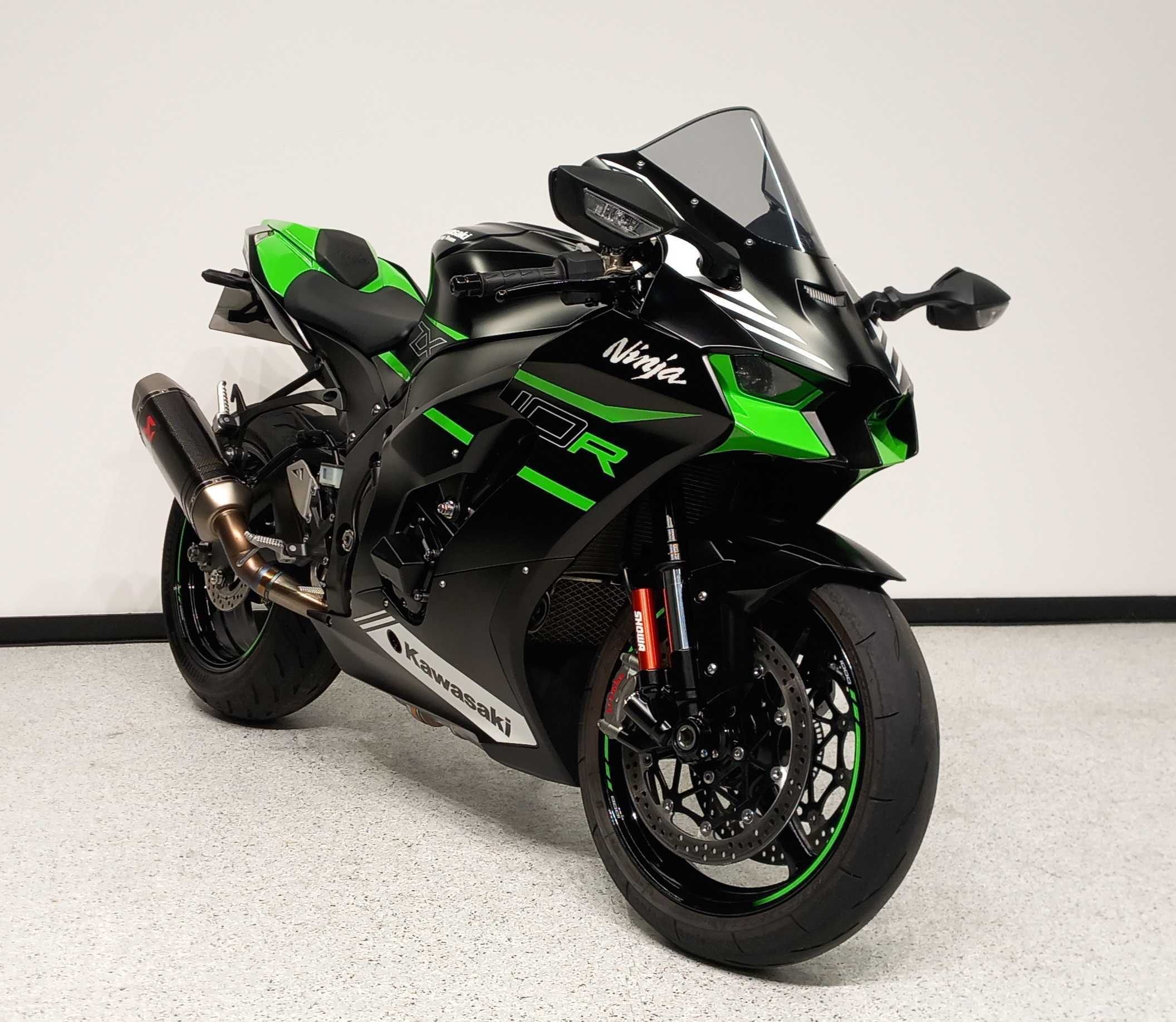 Kawasaki ZX-10R Ninja Performance 2021 HD vue 3/4 droite