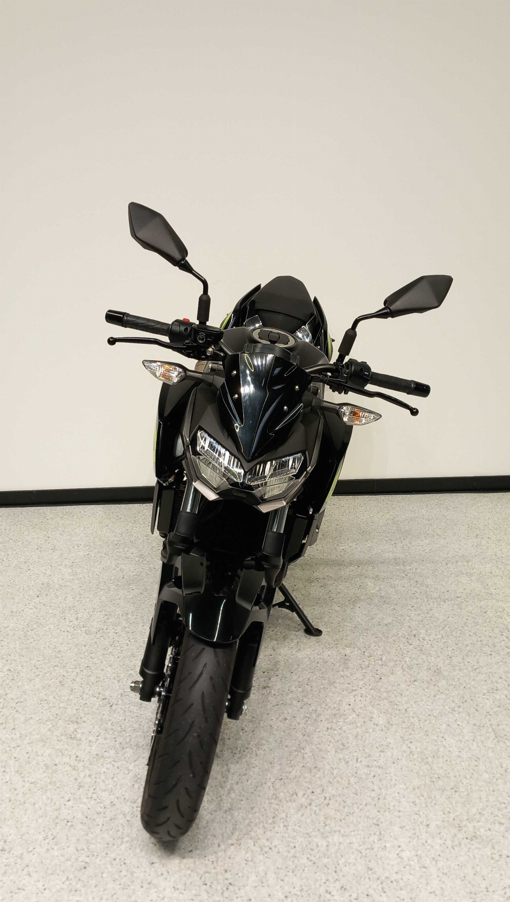Kawasaki Z 400 2020 vue avant