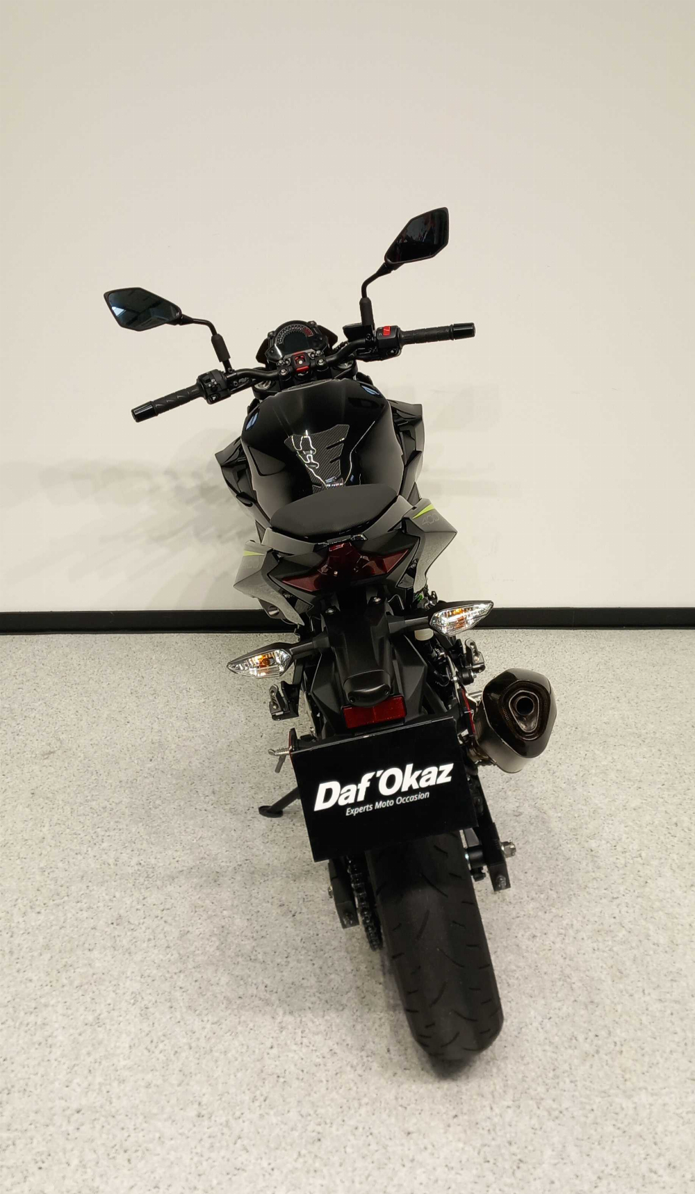 Kawasaki Z 400 2020 vue arrière
