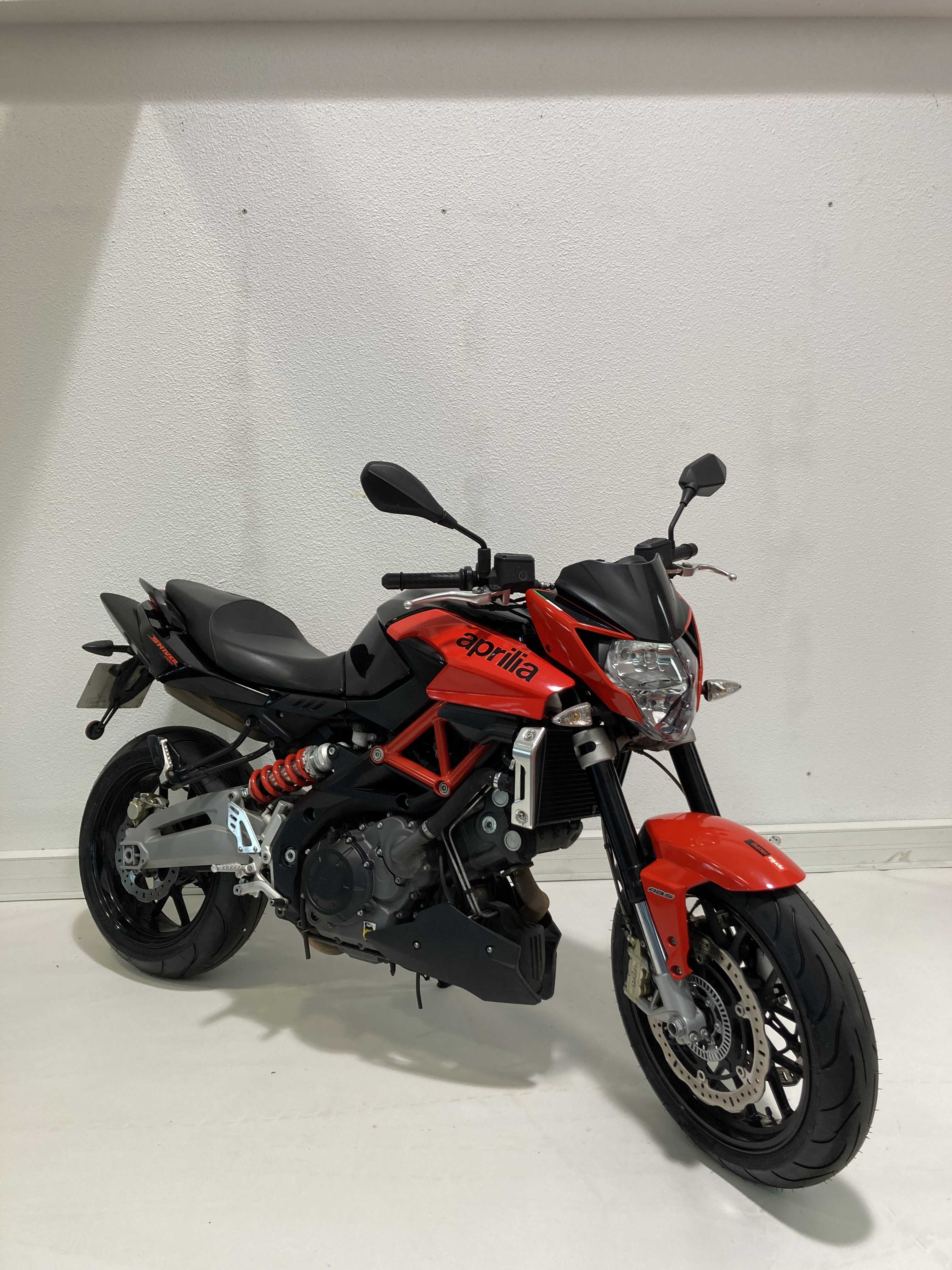 Aprilia SL 750 Shiver ABS 2013 HD vue 3/4 droite