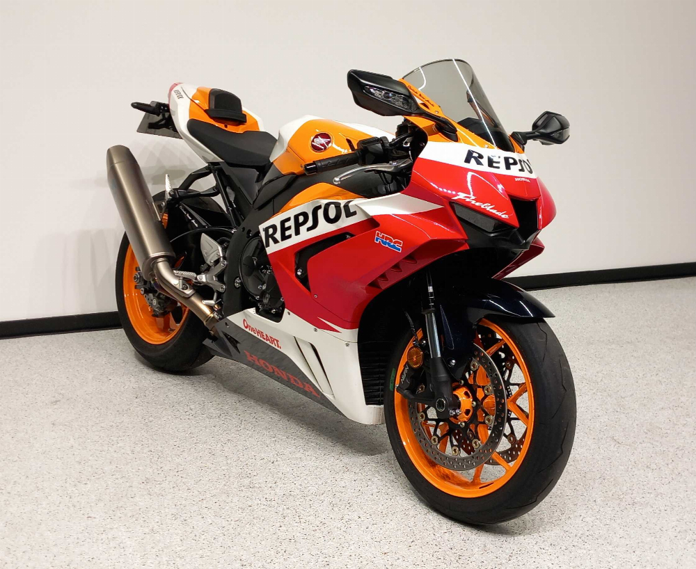 Honda CBR 1000 RR-R Fireblade 2020 vue 3/4 droite