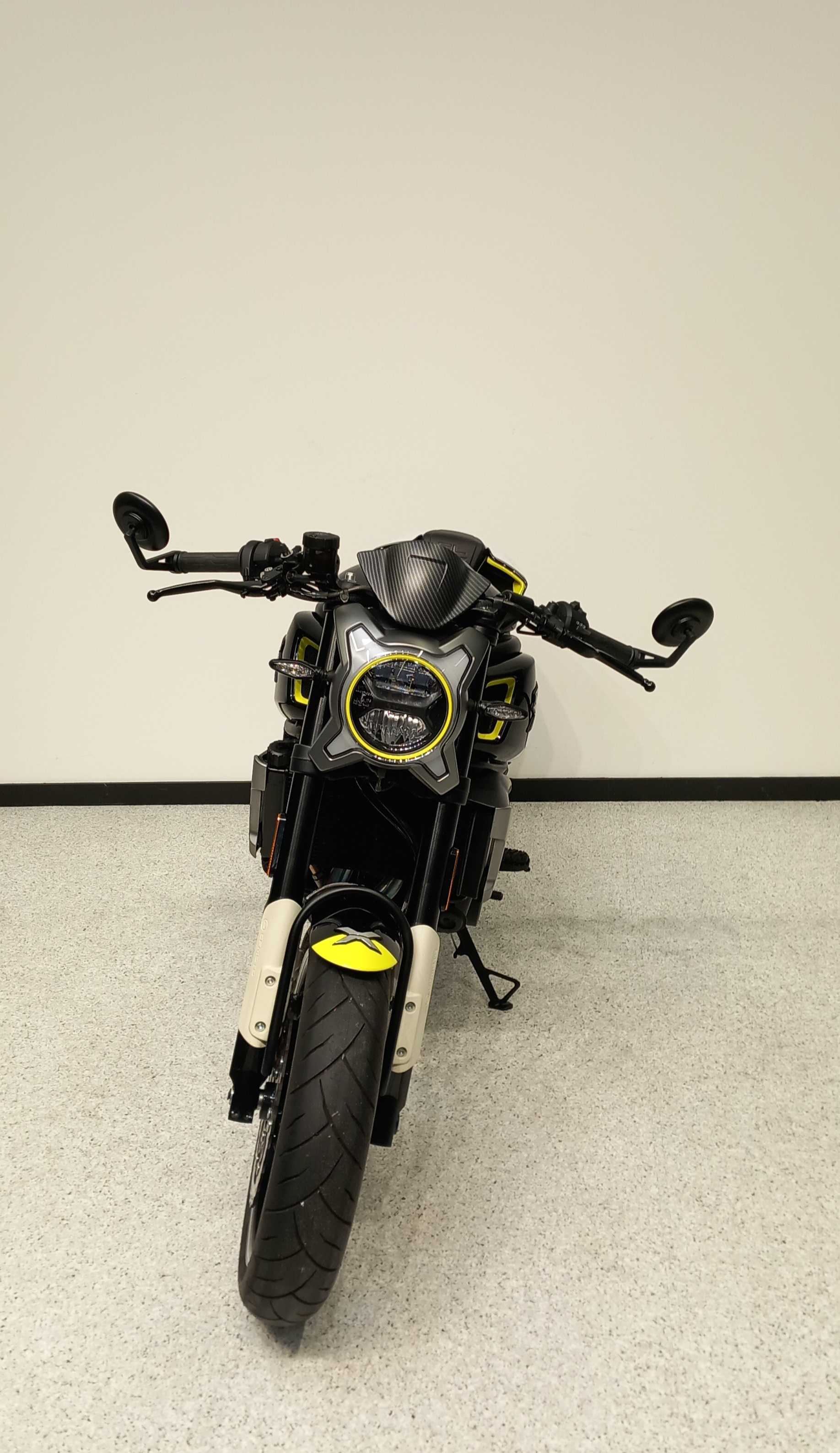 CFMOTO CLX 700 SPORT 2022 HD vue avant