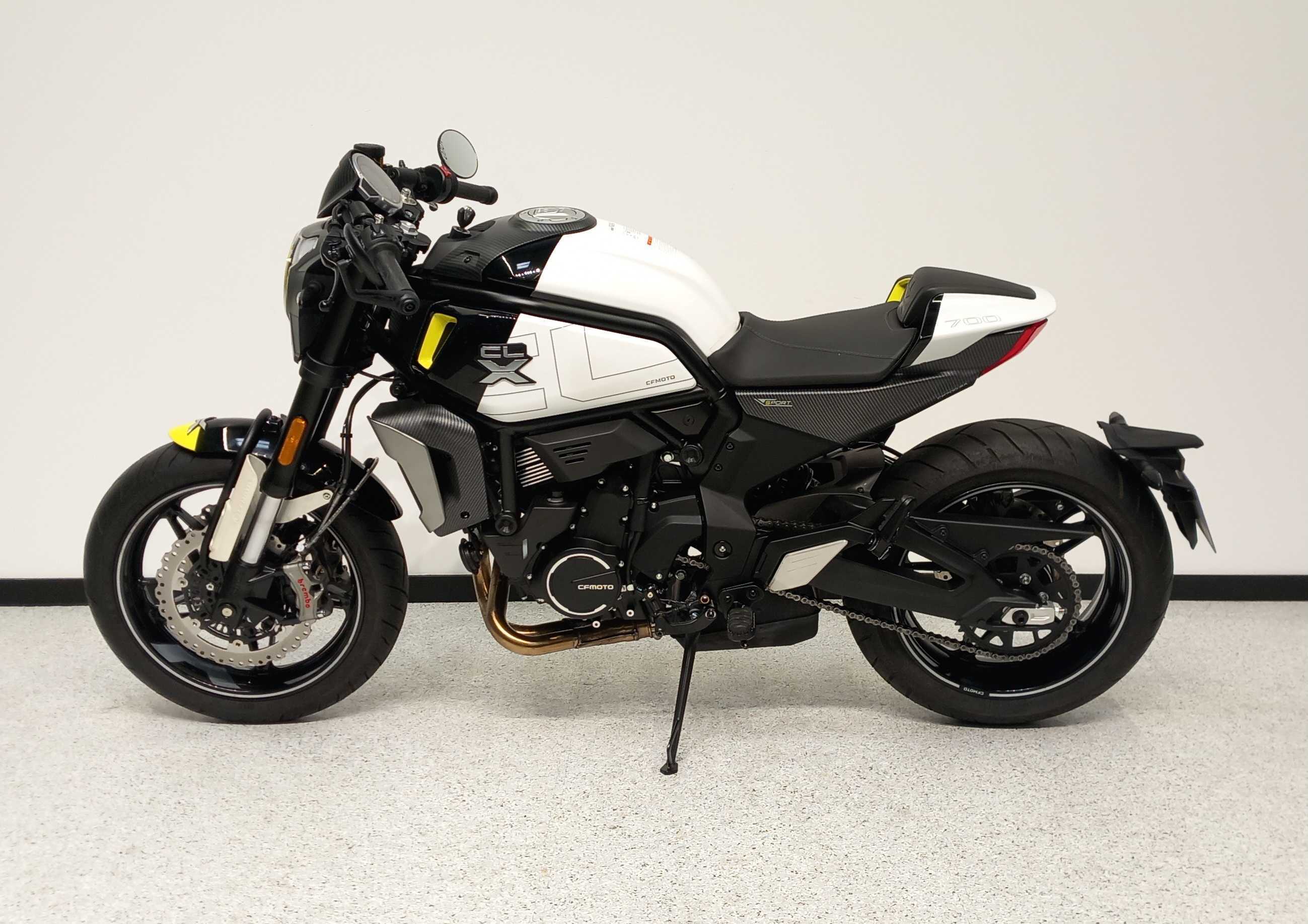 CFMOTO CLX 700 SPORT 2022 HD vue gauche