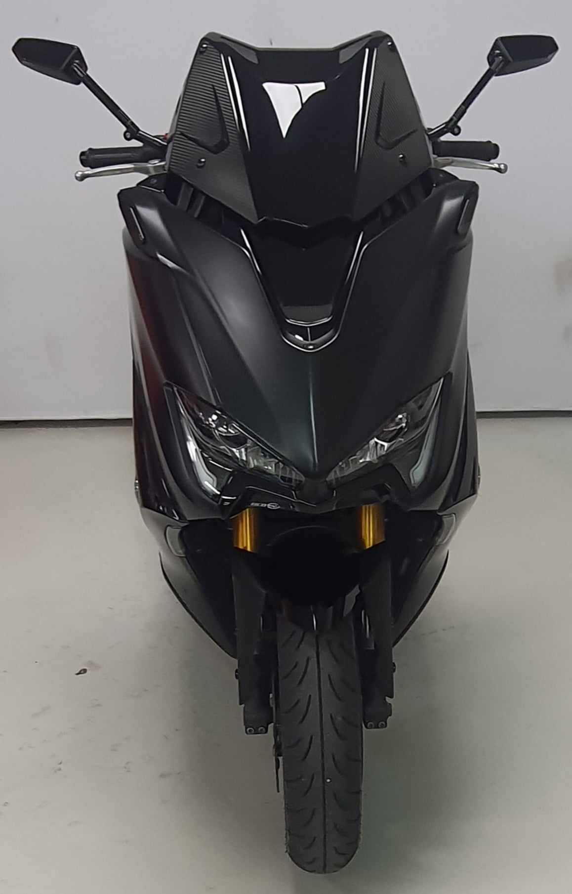Yamaha XP 560 T-Max Tech Max 2020 HD vue avant