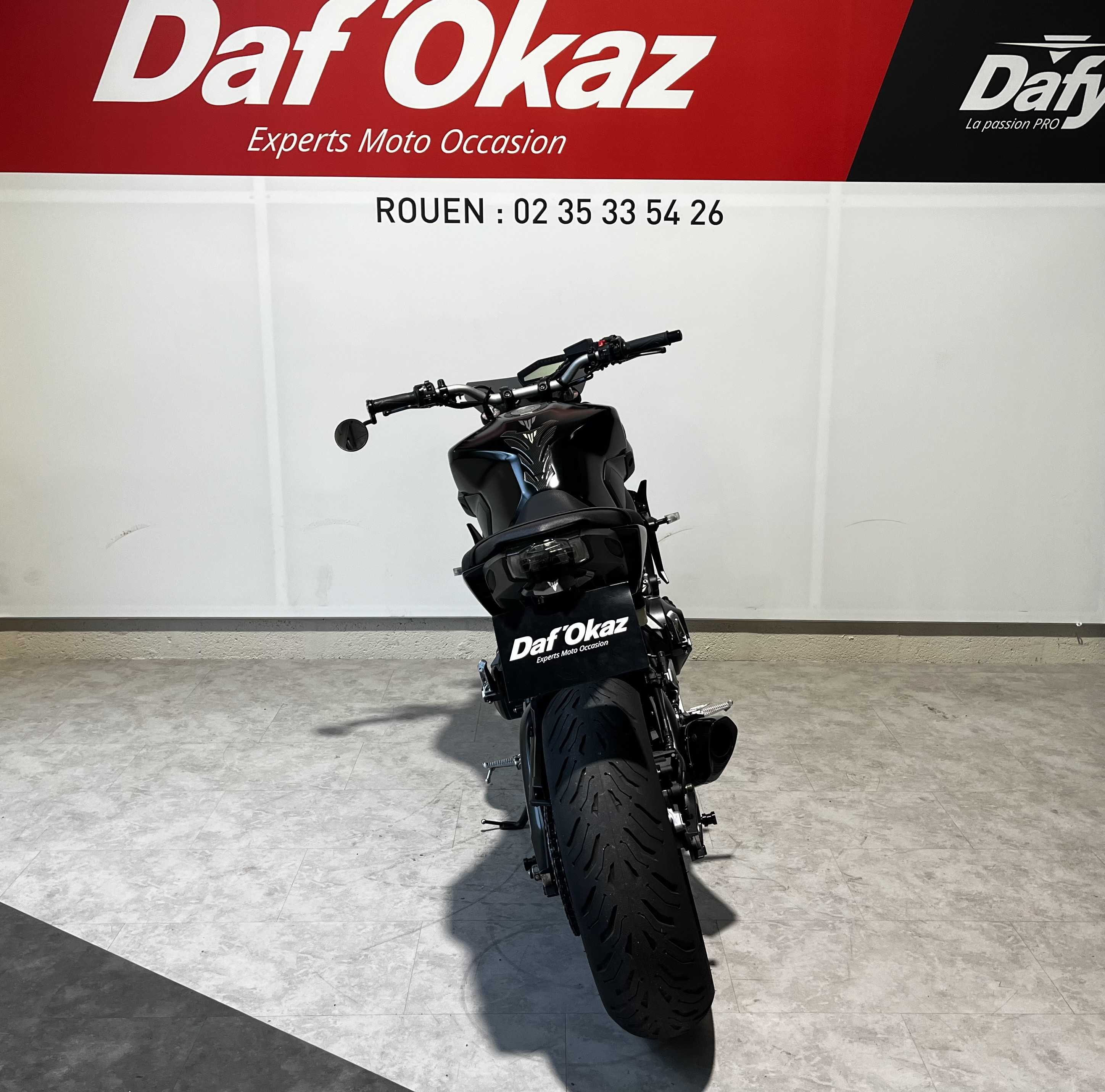 Yamaha MT-09 850 ABS 2017 HD vue arrière